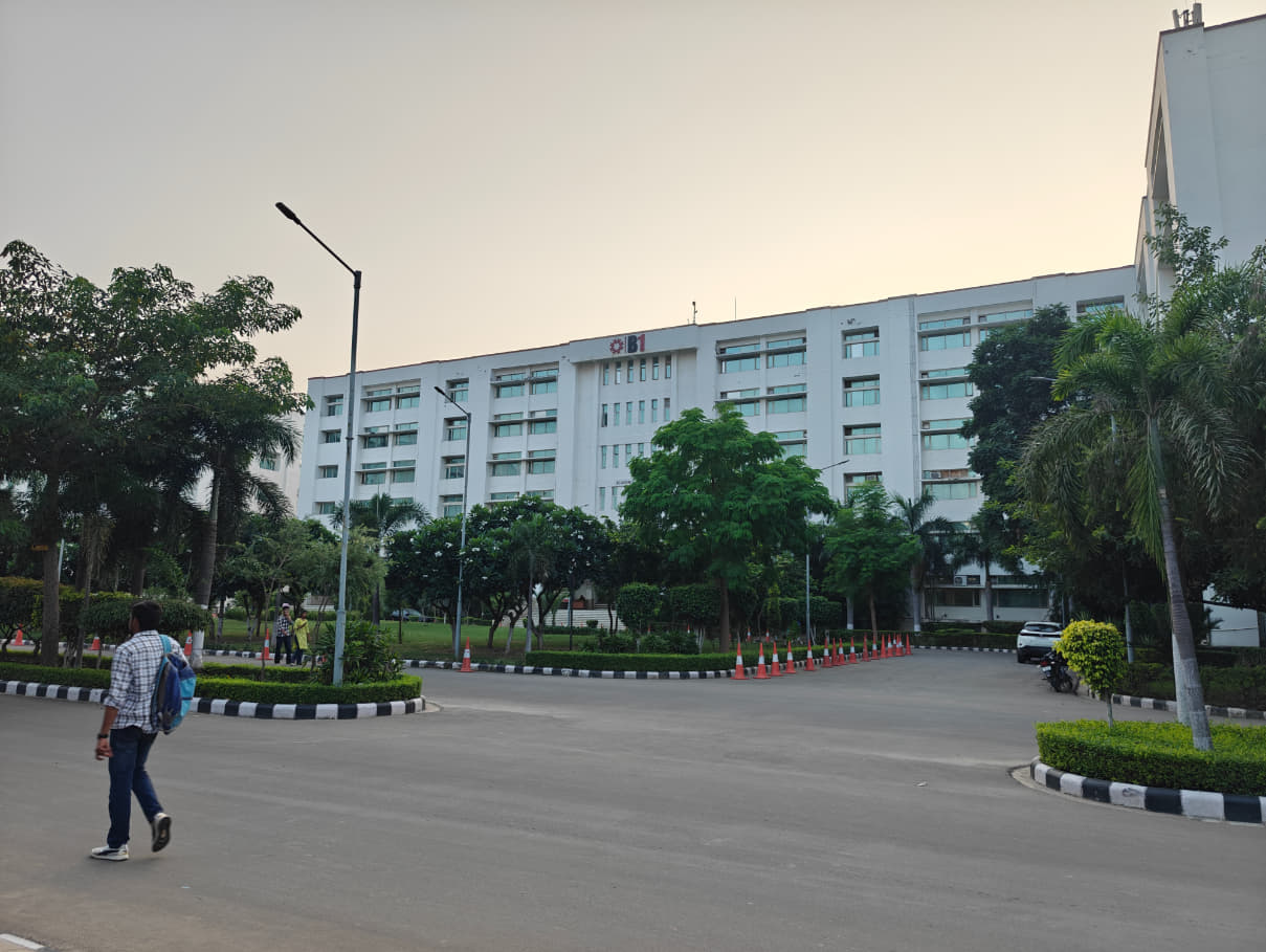 Chandigarh University Campus photo 4